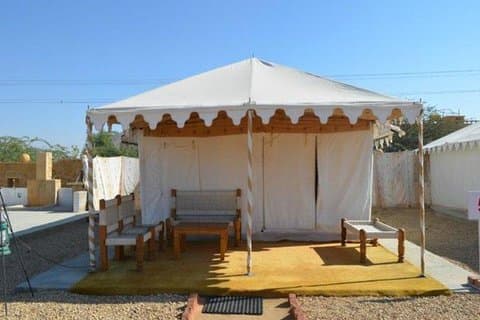 Camping de nuit avec safari à dos de chameau à Jaisalmer