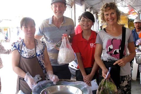 Kookworkshop in Hanoi met de plaatselijke bevolking