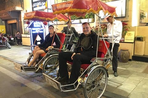Privat Hanoi Full-Day City Tour med cykeltur