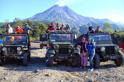 4 dias Yogyakarta Merapi Borobudur - Tour PRIVADO com GUIA