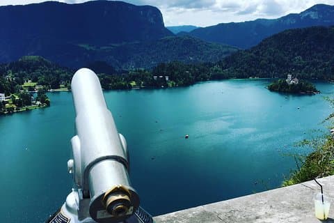 Excursión privada de un día: la encantadora Eslovenia, Ljubljana y el lago Bled desde Zagreb