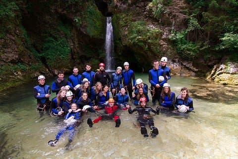 Avventura di canyoning e rafting - Lago di Bled Slovenia Foto gratis