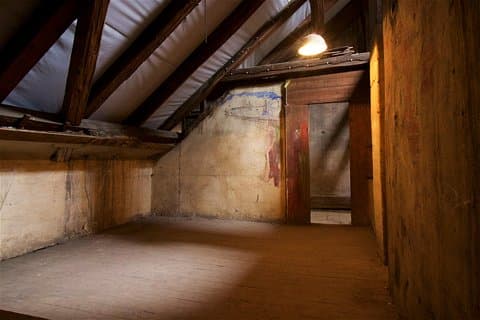Terezin Fortress og Concentration Camp Tour fra Prag
