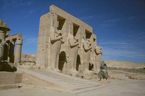 Cisjordânia Ramesseum, Setti I templo e nobres túmulos