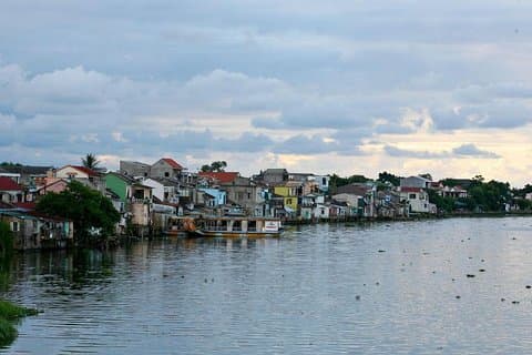 Sunset on Perfume River and Ancient Hue City Tour by Bike