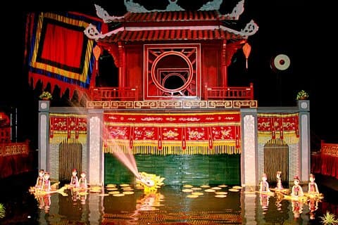 Privé: Hanoi Street Food-tour met Water Puppet Show en Cyclo