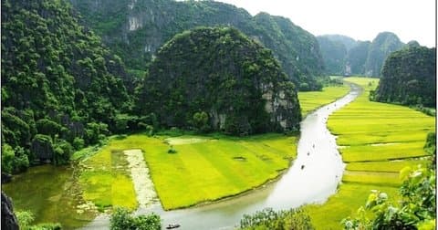 Full day Hoa Lu - Barco Sampan de Tam Coc y viaje en bicicleta por el campo