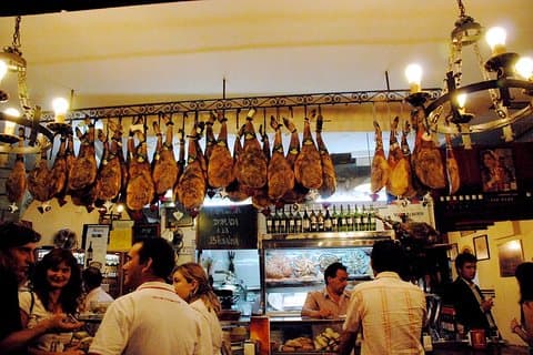 3 timers privat guidet Tapas-vandring i Sevilla
