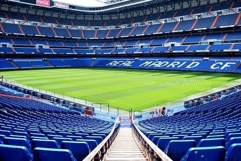 Privat rundtur: Santiago Bernabeu Stadium & Modern Madrid med hotellhämtning