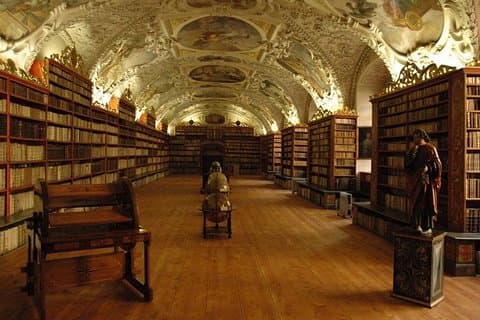 Privat anpassad rundtur i Strahov-biblioteket och Prag