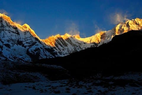 Trekking privato al campo base Annapurna più economico da Pokhara