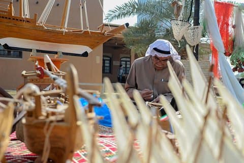 Tour guidato privato di un'intera giornata a Kuwait City per coppie