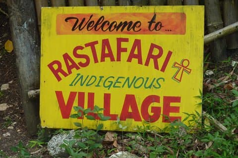 Montego Bay zum Rastafari indigenen Dorf in Montegeo Bay