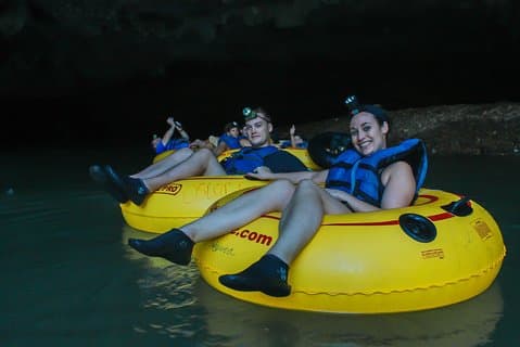 Altun Ha en Cave Tubing Tour vanuit Belize City