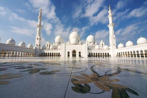 Recorrido por la ciudad de Abu Dhabi desde Dubái con almuerzo incluido Emirates Palace