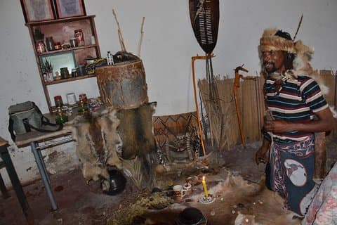 Zulu Oracle & Herbalist Experience Tagestour