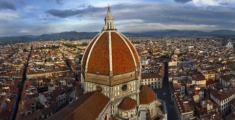 Firenze al Museo Ferrari poi pranzo in un Castello Medievale