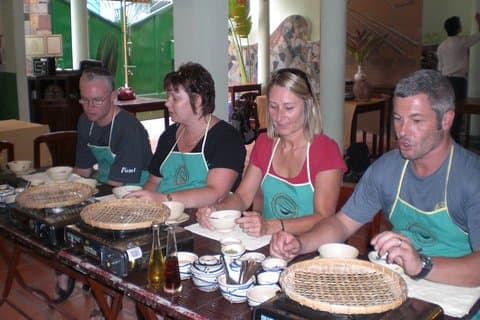 Cooking Class og Cu Chi Tunnels Full dag fra Ho Chi Minh City