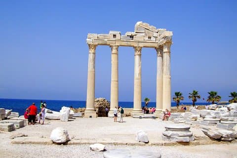 Alanya a Aspendos, cascate di Kursunlu e tour della città laterale