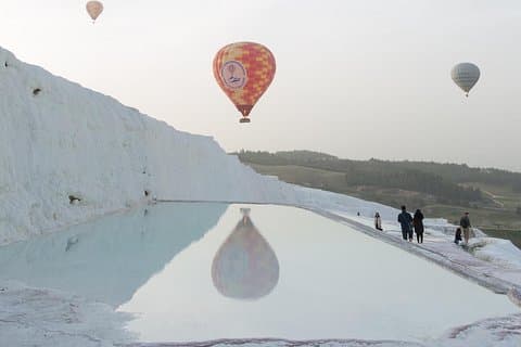 Pamukkale: Sunrise Balloon Flight Above Travertines & Ruins