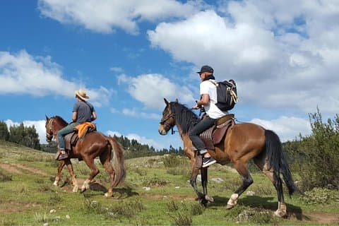 Cabalgata por las Montañas del Cusco
