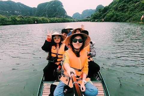 Ninh Binh Excursion d'une journée à Hoa Lu Tam Coc Mua Cave Buffet Déjeuner