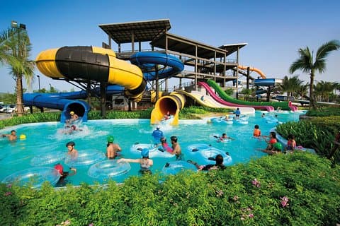 Endagspass: Black Mountain Water Park i Hua Hin