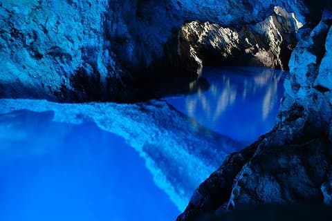 Private Blue Cave and Hvar - 5 Islands Tour