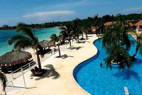 Privat turné Puerto Seco Beach Day från Montego Bay