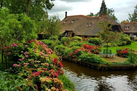 Giethoorn, Zaanse Schans väderkvarnar Guidad dagstur från Amsterdam