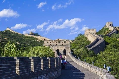 2-tägige Gruppentour mit 2 Abschnitten der Großen Mauer und Ming-Grab
