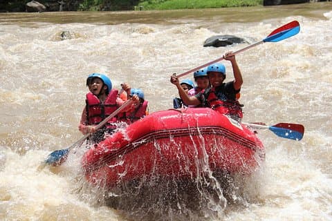 Por do sol de Borobudur Rafting