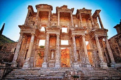 イスタンブールからのエフェソスと聖母マリアの家ツアー