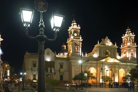 Recorrido de medio día por la ciudad de Salta