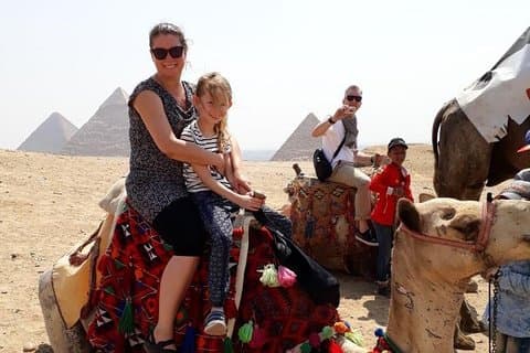 Heldagstur i Giza Sakkara og Memphis fra Kairo