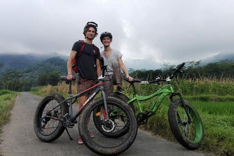 Guided Bike Tour of Central Java Village with Lunch