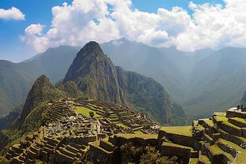 Tour Machu Picchu en Van y Tren Tour de 2 Días.