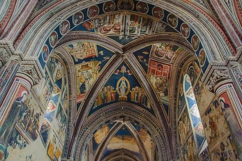 Galatina Private Tour: Amazing frescoes Giottesque in Puglia