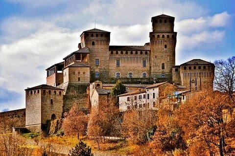 Parma Winery Tour, Wine Tasting & Local Delicacies with Transfer