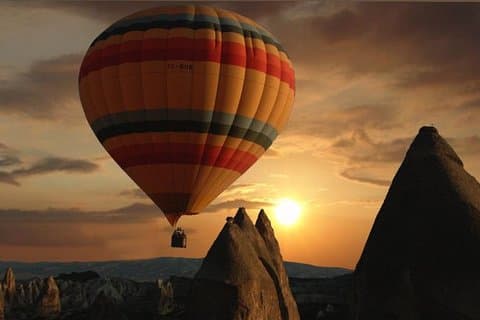 Hot Air Balloon Tour i Cappadocia