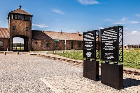Cracovia Excursión de dos días a Auschwitz Birkenau y la mina de sal de Wieliczka