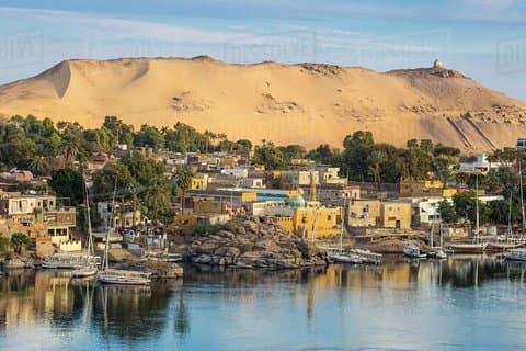 Reis naar Nubian Village met de motorboot
