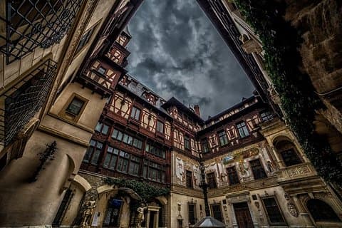 Dracula's kasteel, Brasov en Peles-dagtour vanuit Boekarest