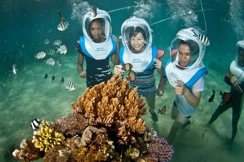 Aquanauts sea walk in Lembongan