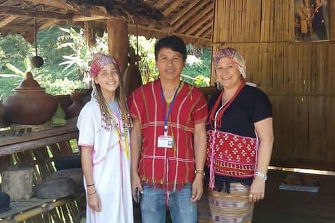 Privat rundtur: 2-dagars autentiska Hill Tribe Villages och Karen Hill Tribe Homestay