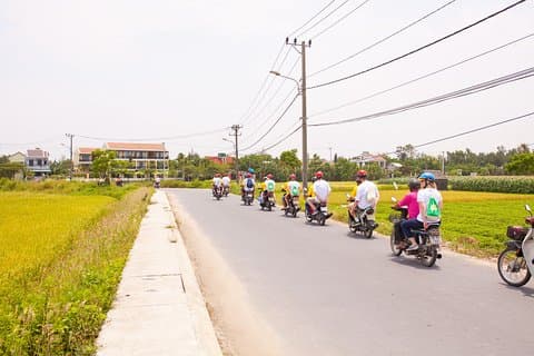 Upptäck byar i Hoi An med motorcykel