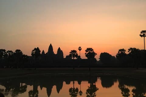 Templi meno affollati di alba privata di Angkor Wat