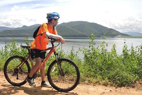 Overnight Mae Taeng Valley cycling and waterfall