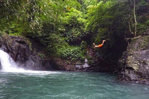 La cascade d'Aling-Aling