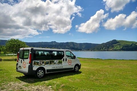 Van – Laketour – Furnas – Hele dag/ met lunch (gedeeld)